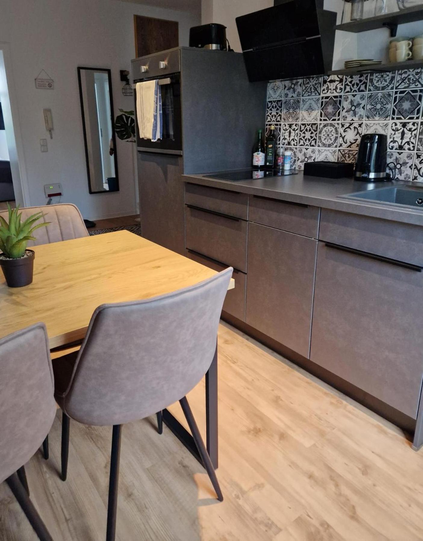 Bohnapartments Studio M City - Domplatz - Wlan - Vollausstattung Erfurt Kültér fotó